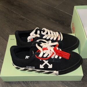 Off-White Black Canvas Sneakers with Red Tags